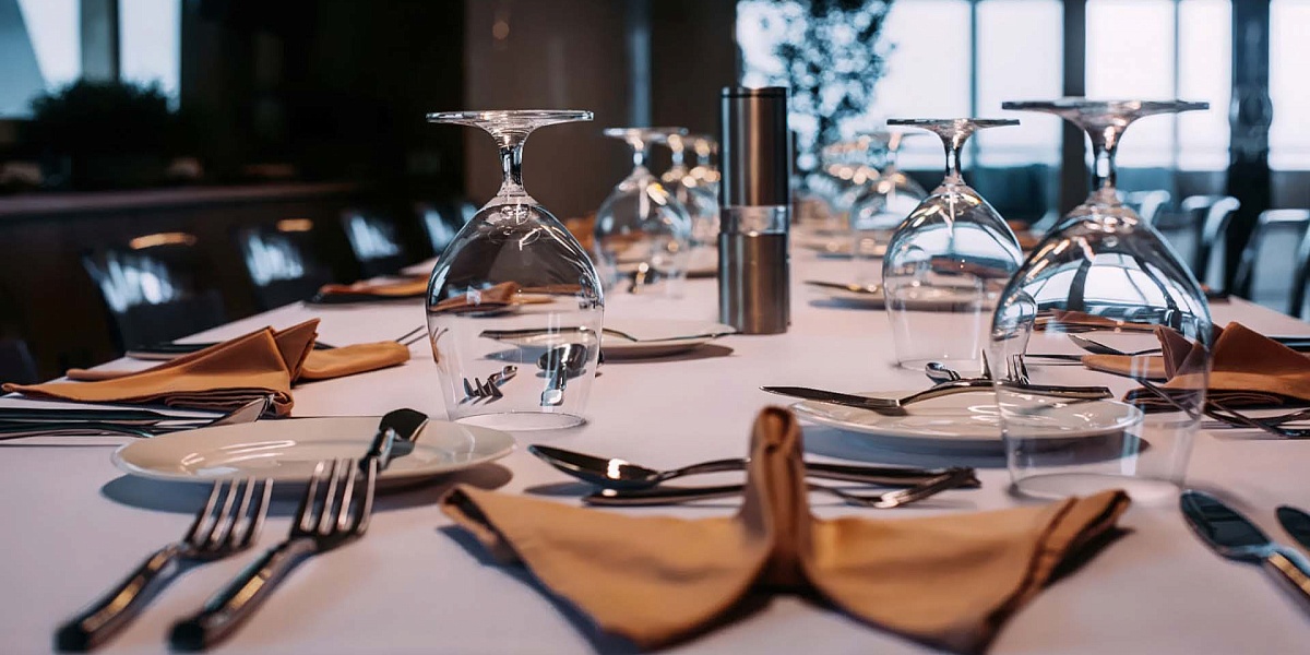 Аренда 31 метровой мега яхты Alice на Мальдивах - всё включено